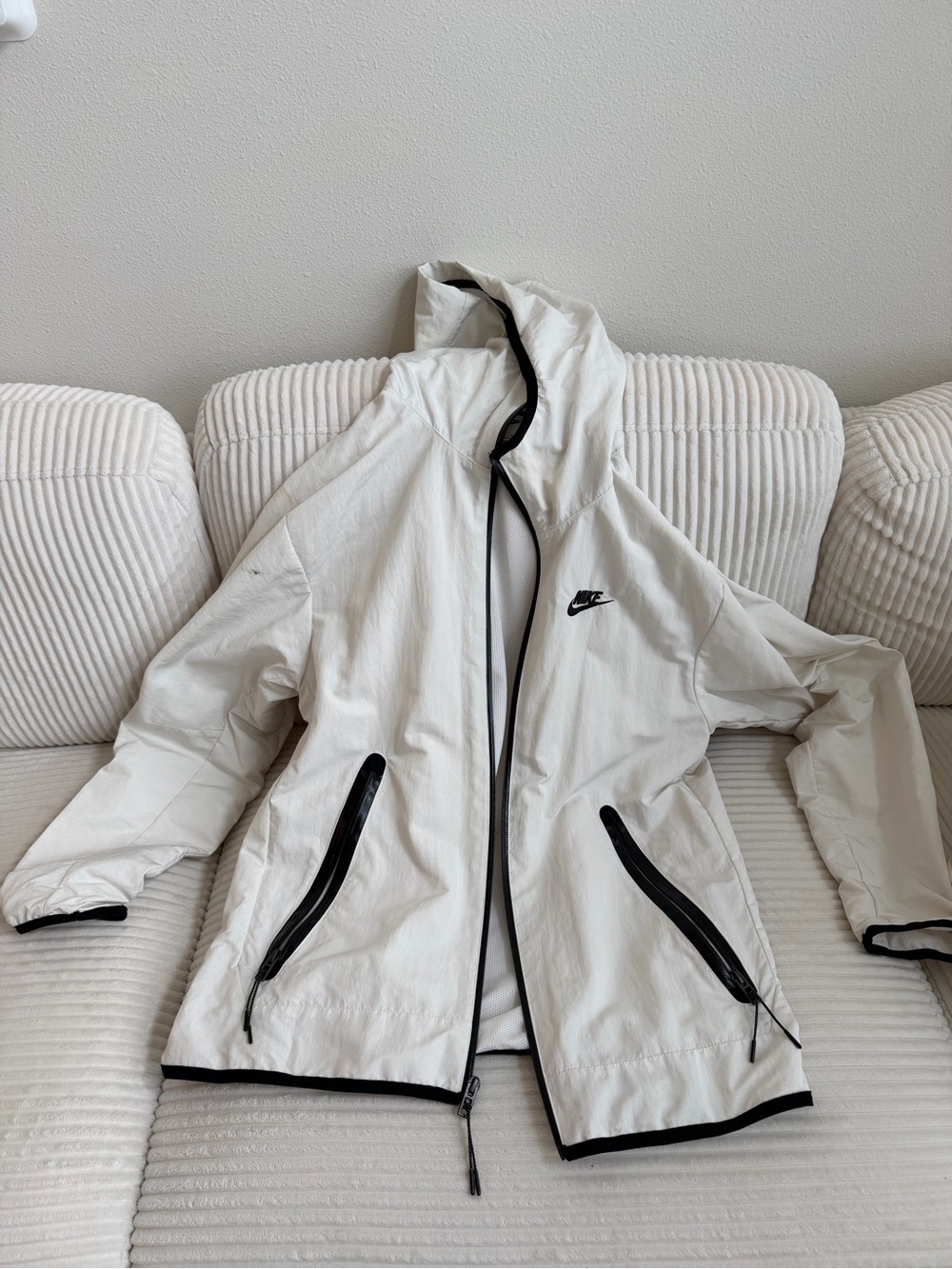 Nike cream /white Hooded Windbreaker with Black Trim